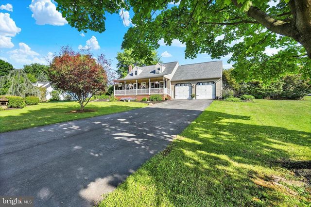 1352 BAIR RD, Bainbridge, PA 17502