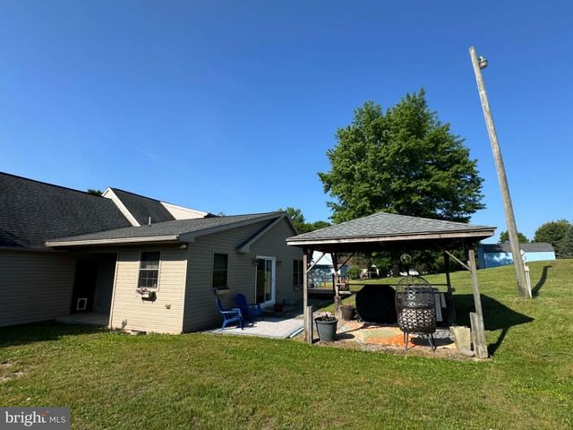 1352 BAIR RD, Bainbridge, PA 17502