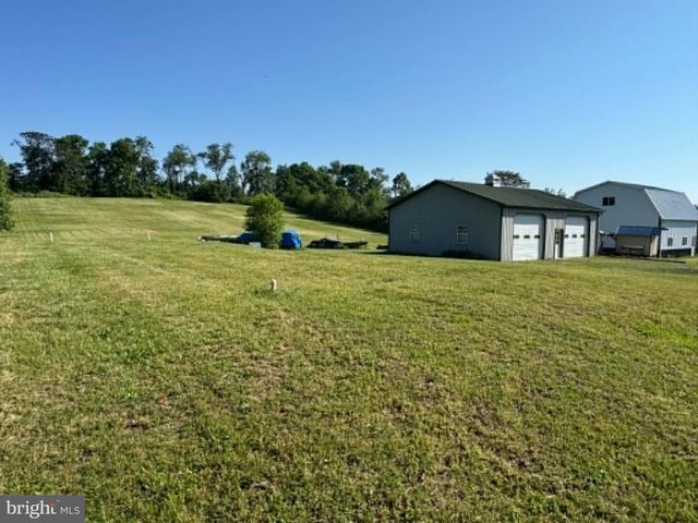 1352 BAIR RD, Bainbridge, PA 17502