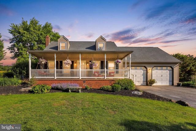 1352 BAIR RD, Bainbridge, PA 17502