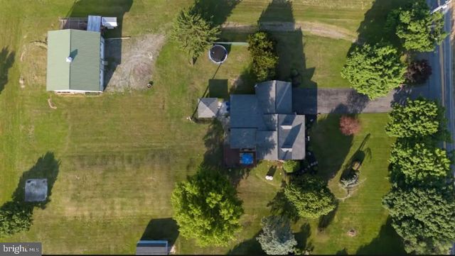 1352 BAIR RD, Bainbridge, PA 17502