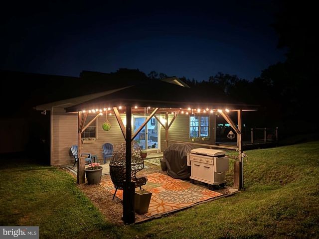 1352 BAIR RD, Bainbridge, PA 17502