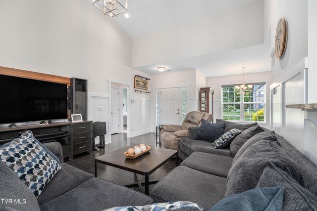 1388 Hammett Road, Johnson City, TN 37615