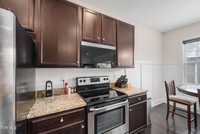 1388 Hammett Road, Johnson City, TN 37615