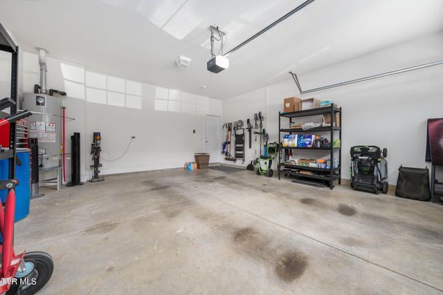1388 Hammett Road, Johnson City, TN 37615