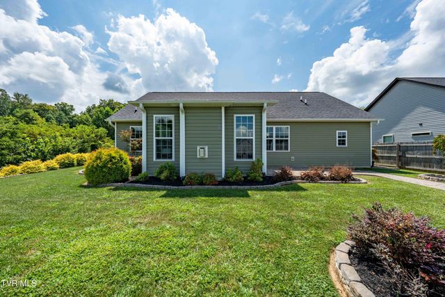 1388 Hammett Road, Johnson City, TN 37615