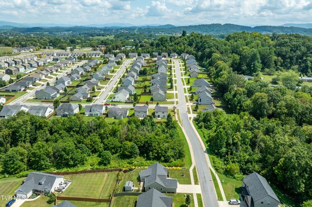 1388 Hammett Road, Johnson City, TN 37615