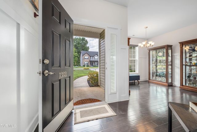 1388 Hammett Road, Johnson City, TN 37615