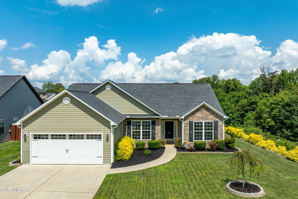 1388 Hammett Road, Johnson City, TN 37615
