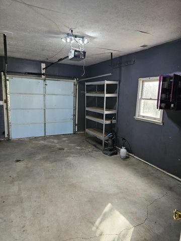 449 Keene Troy Pike, Versailles, KY 40383