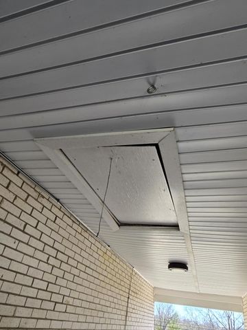 449 Keene Troy Pike, Versailles, KY 40383