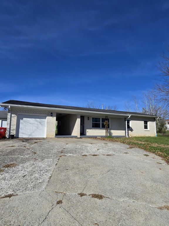 449 Keene Troy Pike, Versailles, KY 40383