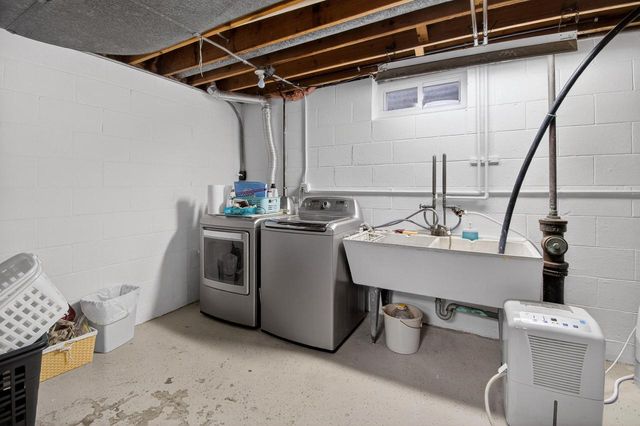 16 Illinois STREET, Racine, WI 53405