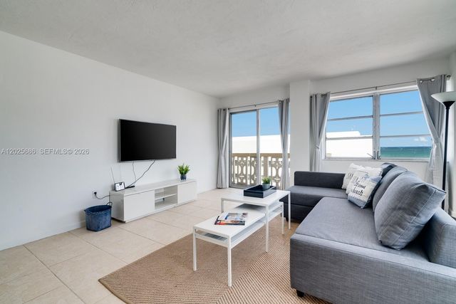 3100 Collins Ave 1101, Miami Beach, FL 33140