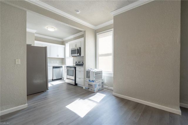 9294 1st View St Apt 1, Norfolk, VA 23503