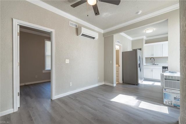 9294 1st View St Apt 1, Norfolk, VA 23503