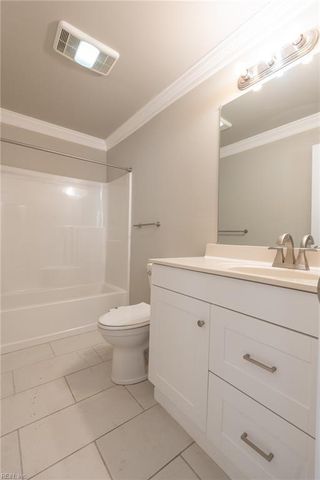 9294 1st View St Apt 1, Norfolk, VA 23503