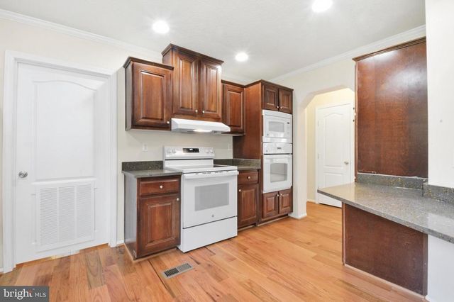 31 COSNER RD, Louisa, VA 23093