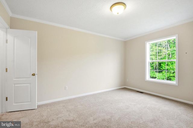31 COSNER RD, Louisa, VA 23093
