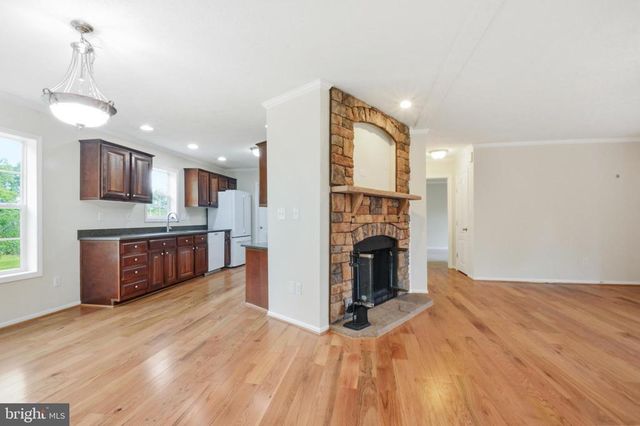 31 COSNER RD, Louisa, VA 23093