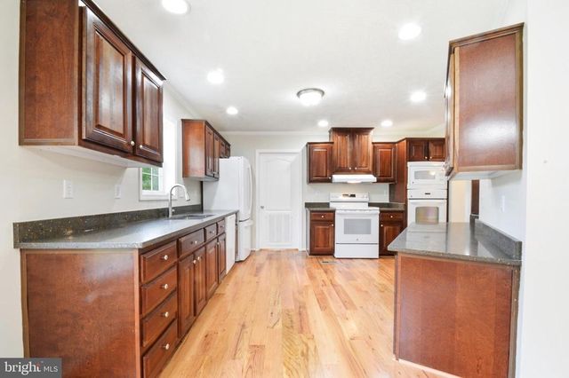 31 COSNER RD, Louisa, VA 23093