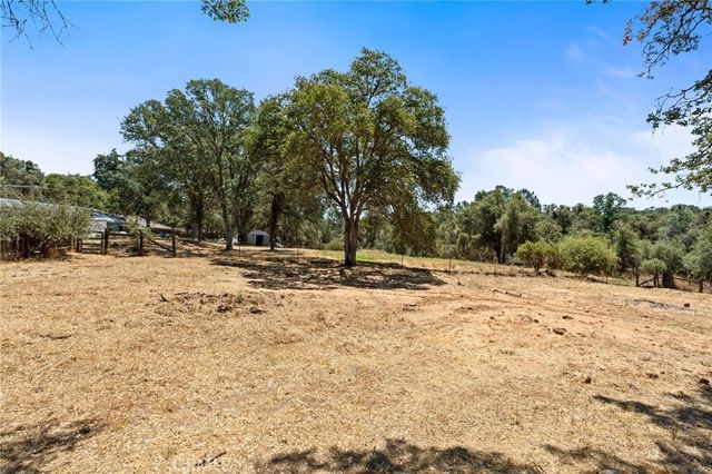 32157 Navajo, Coarsegold, CA 93614