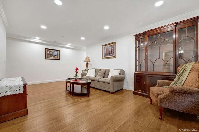 16 Manville Lane 2, Pleasantville, NY 10570