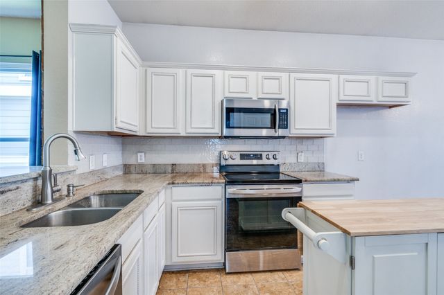 10061 Cedar Lake Drive, Providence Village, TX 76227