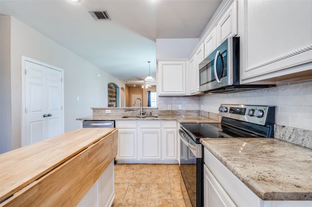 10061 Cedar Lake Drive, Providence Village, TX 76227