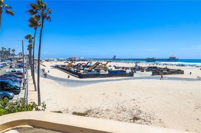 711 Pacific Coast Hwy 330, Huntington Beach, CA 92648