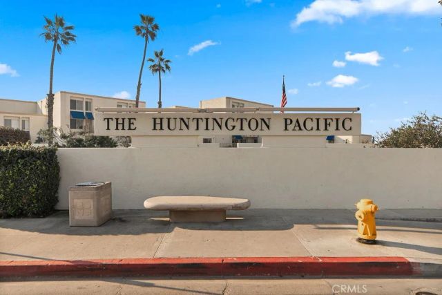 711 Pacific Coast Hwy 330, Huntington Beach, CA 92648
