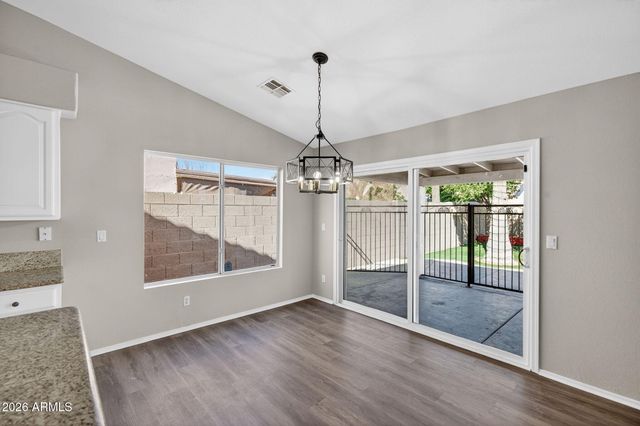 1304 W BLUEFIELD Avenue, Phoenix, AZ 85023