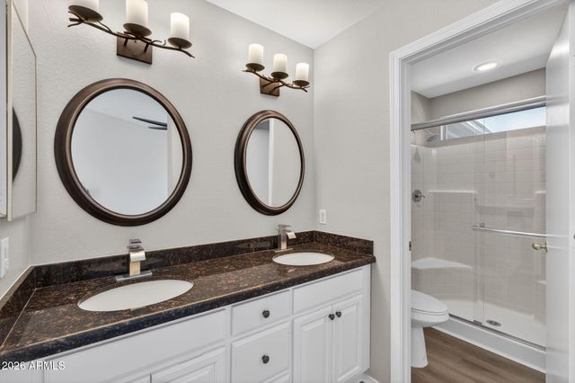 1304 W BLUEFIELD Avenue, Phoenix, AZ 85023