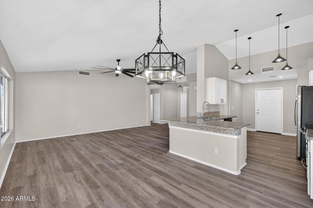 1304 W BLUEFIELD Avenue, Phoenix, AZ 85023