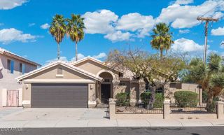 1304 W BLUEFIELD Avenue, Phoenix, AZ 85023