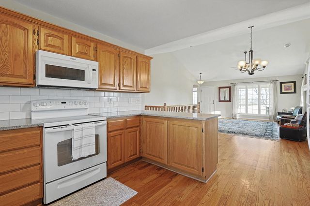 17776 SW Tawakoni Rd, Rose Hill, KS 67133