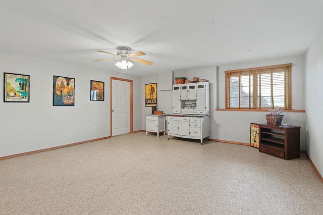 17776 SW Tawakoni Rd, Rose Hill, KS 67133