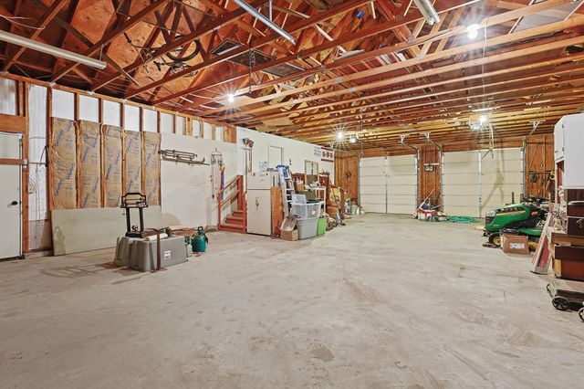 17776 SW Tawakoni Rd, Rose Hill, KS 67133