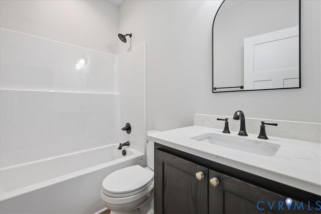 7004 River Rd, South Chesterfield, VA 23803