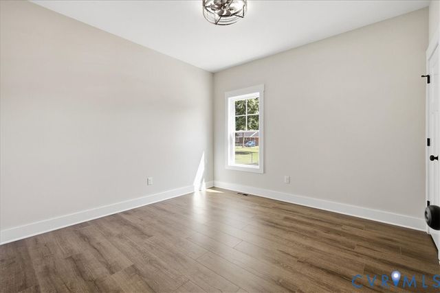 7004 River Rd, South Chesterfield, VA 23803
