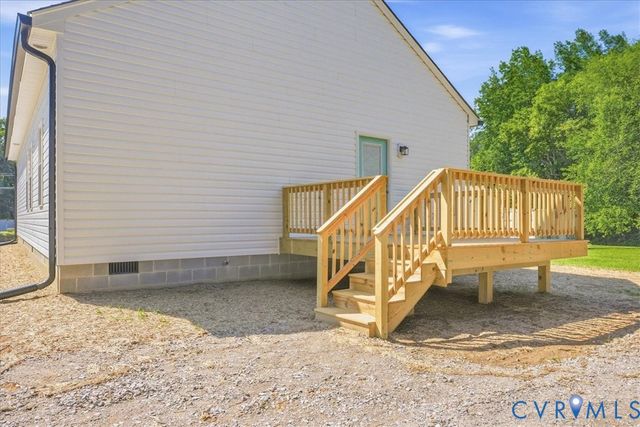 7004 River Rd, South Chesterfield, VA 23803