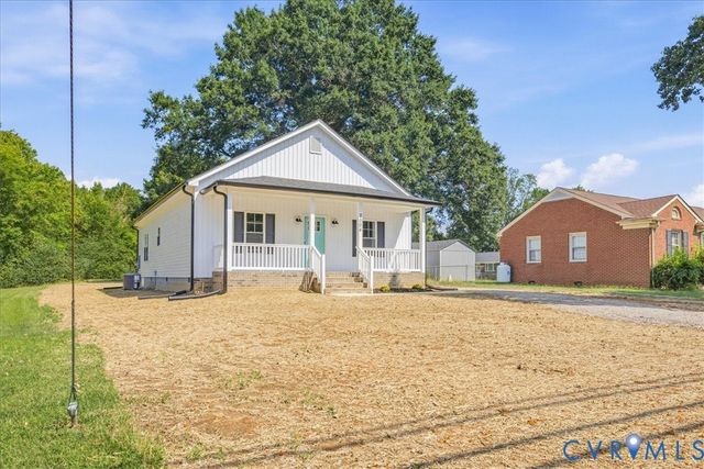 7004 River Rd, South Chesterfield, VA 23803