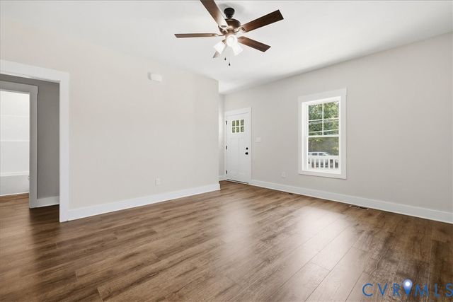 7004 River Rd, South Chesterfield, VA 23803