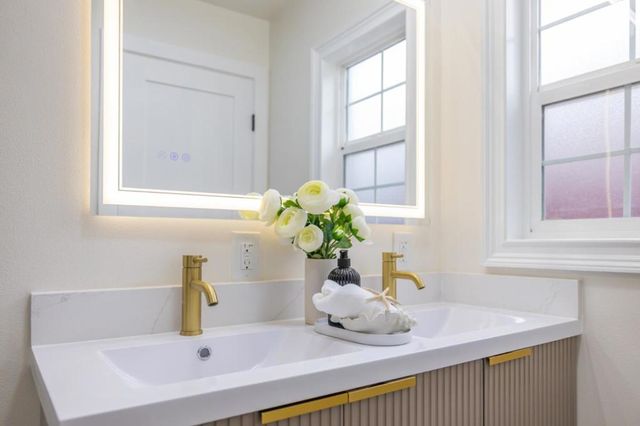 68 N Midway Street, Campbell, CA 95008