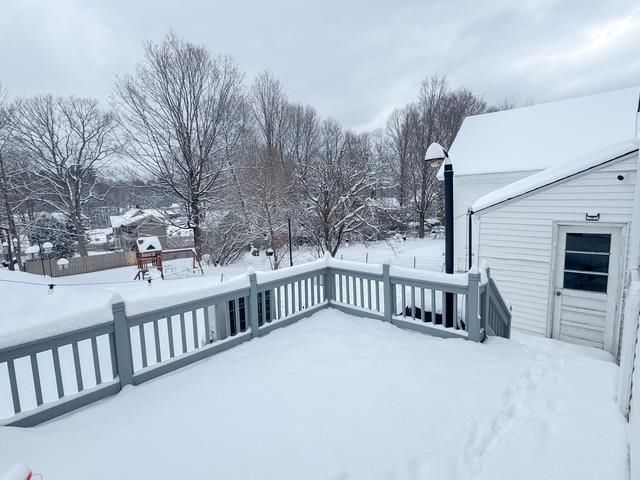 237 Pleasant Street, Claremont, NH 03743