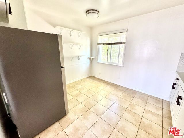 3713 Selby Avenue, Los Angeles, CA 90034