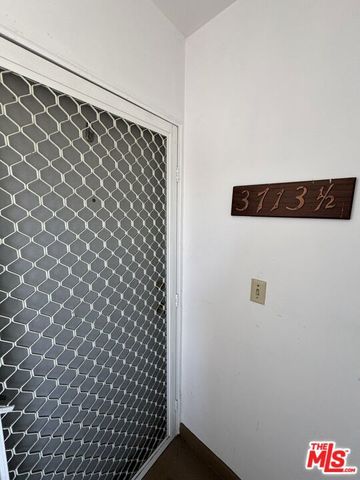 3713 Selby Avenue, Los Angeles, CA 90034