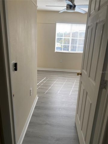 8556 TRAIL WIND DRIVE 8556, Tampa, FL 33647