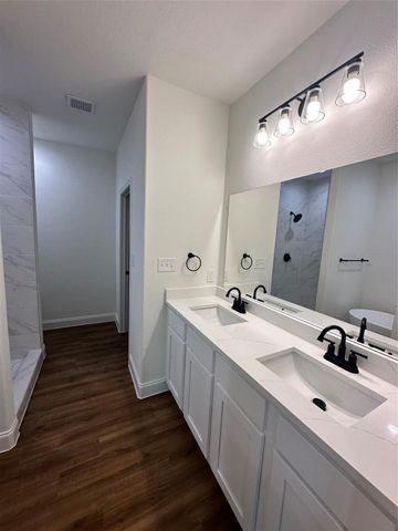 2216 Langford Street, Greenville, TX 75401