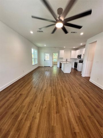 2216 Langford Street, Greenville, TX 75401